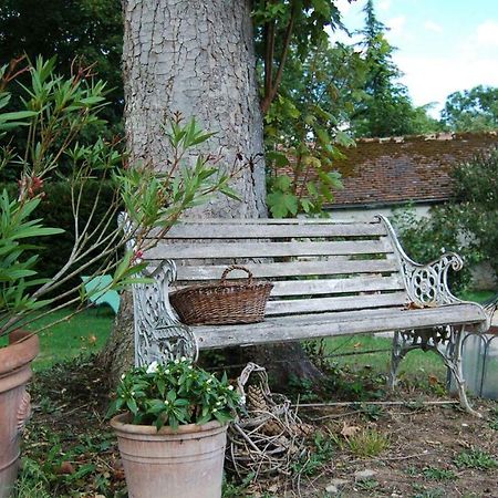 Bed and Breakfast Le Manoir Du Menillet Bornel Exterior foto