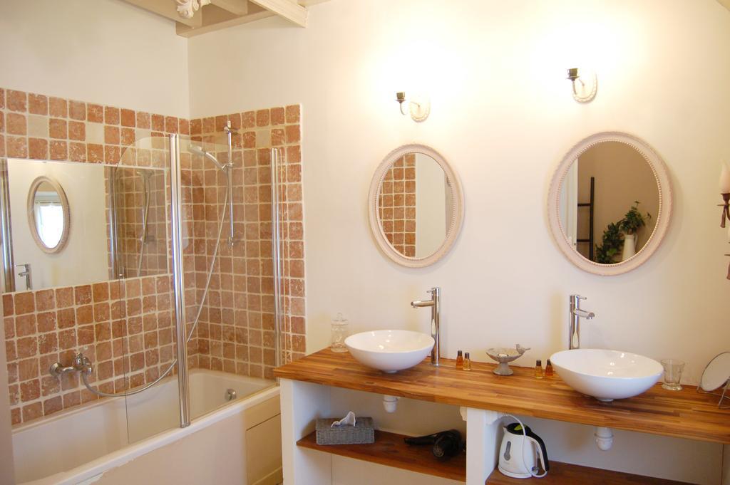 Bed and Breakfast Le Manoir Du Menillet Bornel Zimmer foto