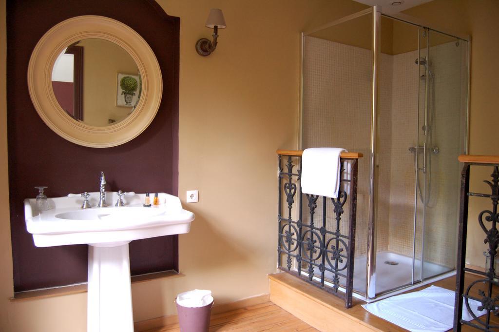 Bed and Breakfast Le Manoir Du Menillet Bornel Zimmer foto