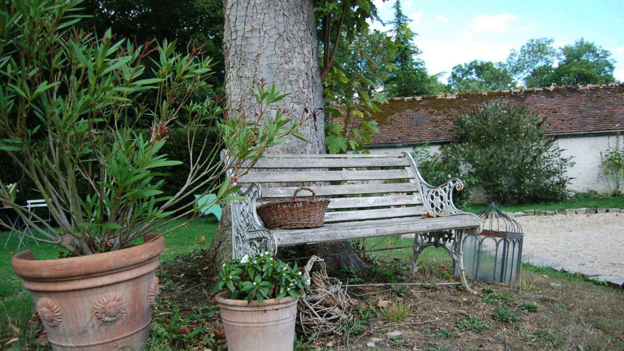Bed and Breakfast Le Manoir Du Menillet Bornel Exterior foto
