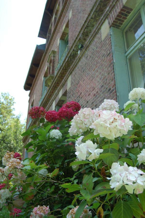Bed and Breakfast Le Manoir Du Menillet Bornel Exterior foto